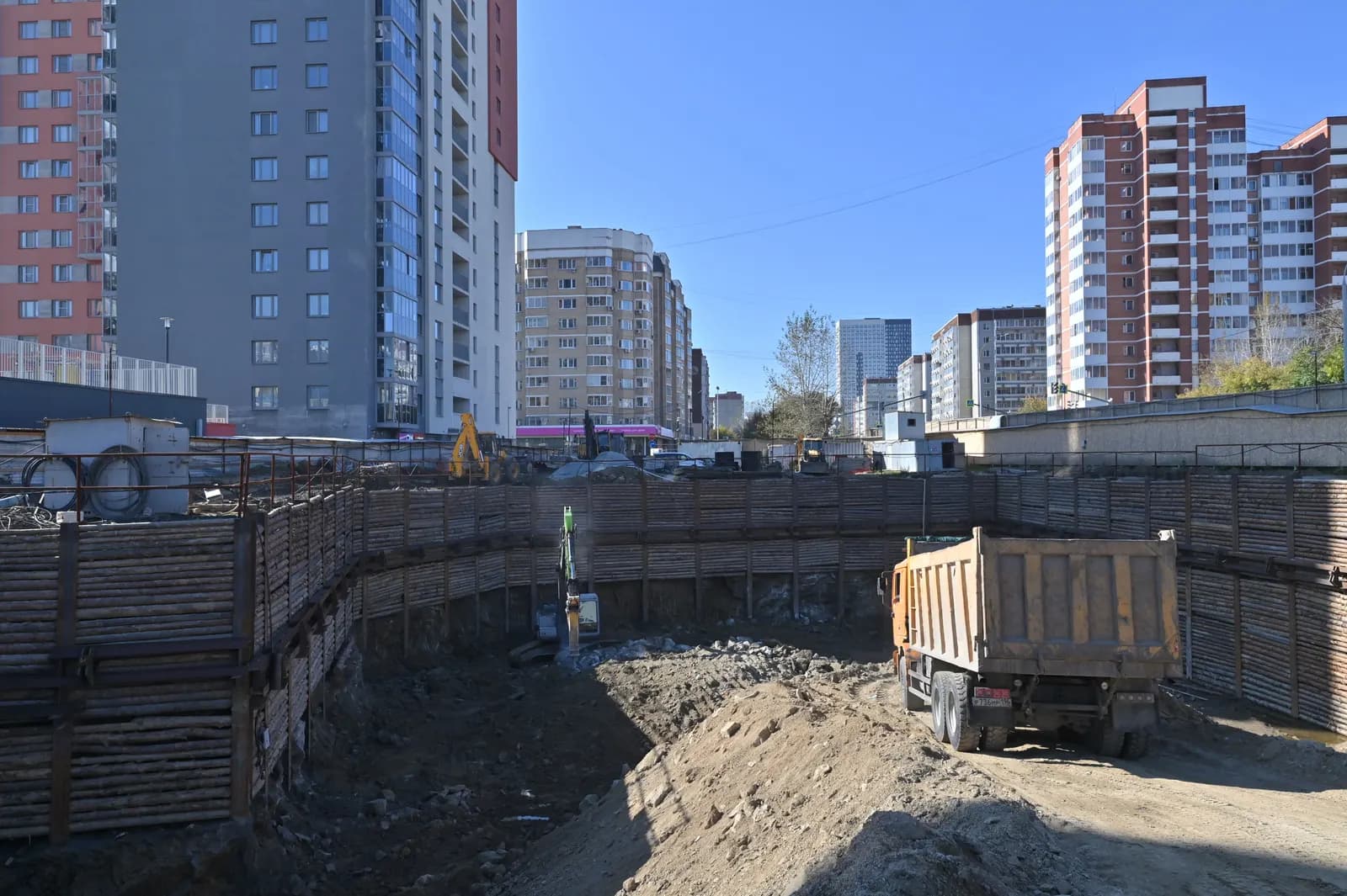 Дом на Ленинградской: ход строительства, октябрь 2026
