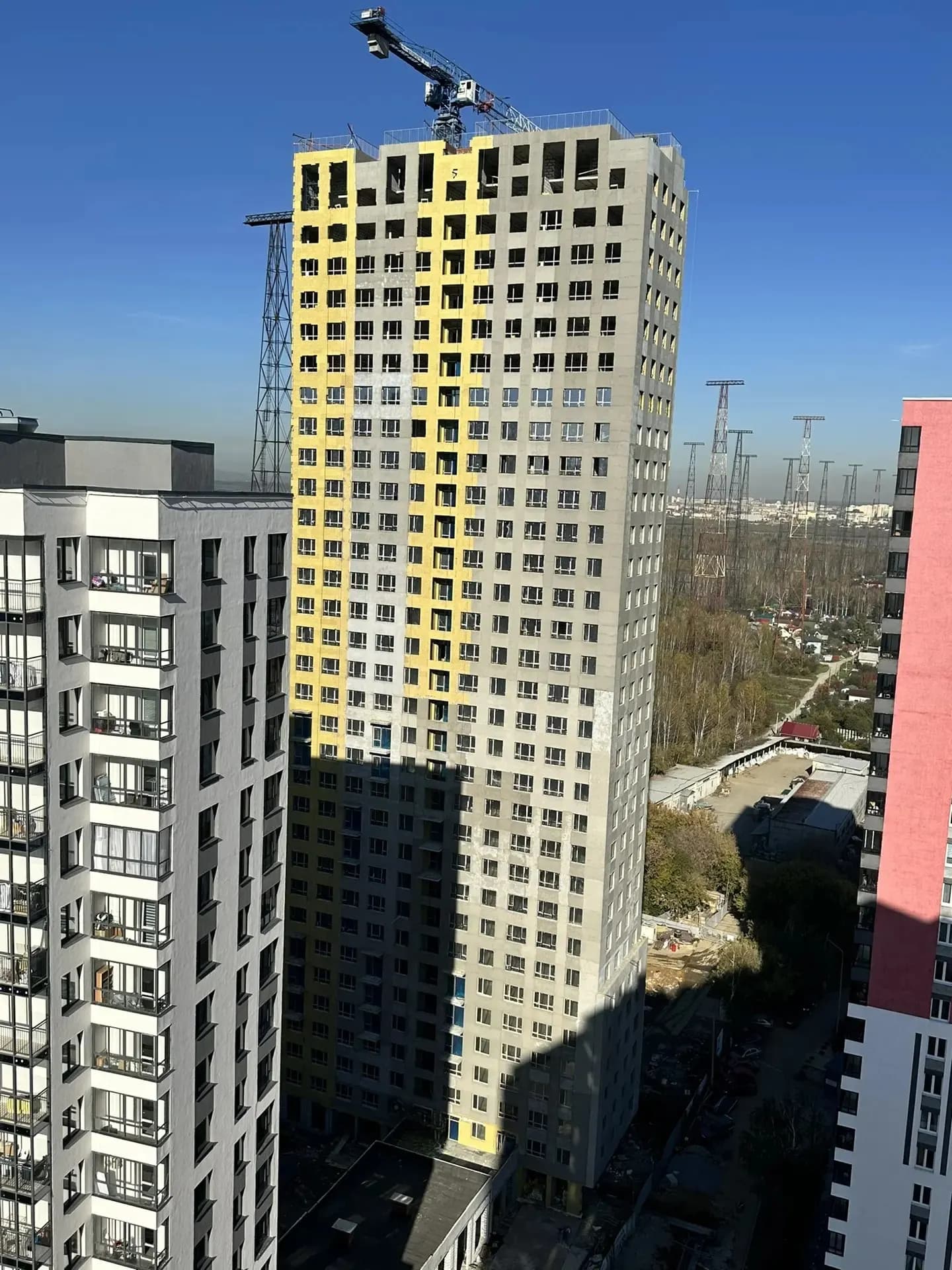 Моменты на Космонавтов: ход строительства, октябрь 2026