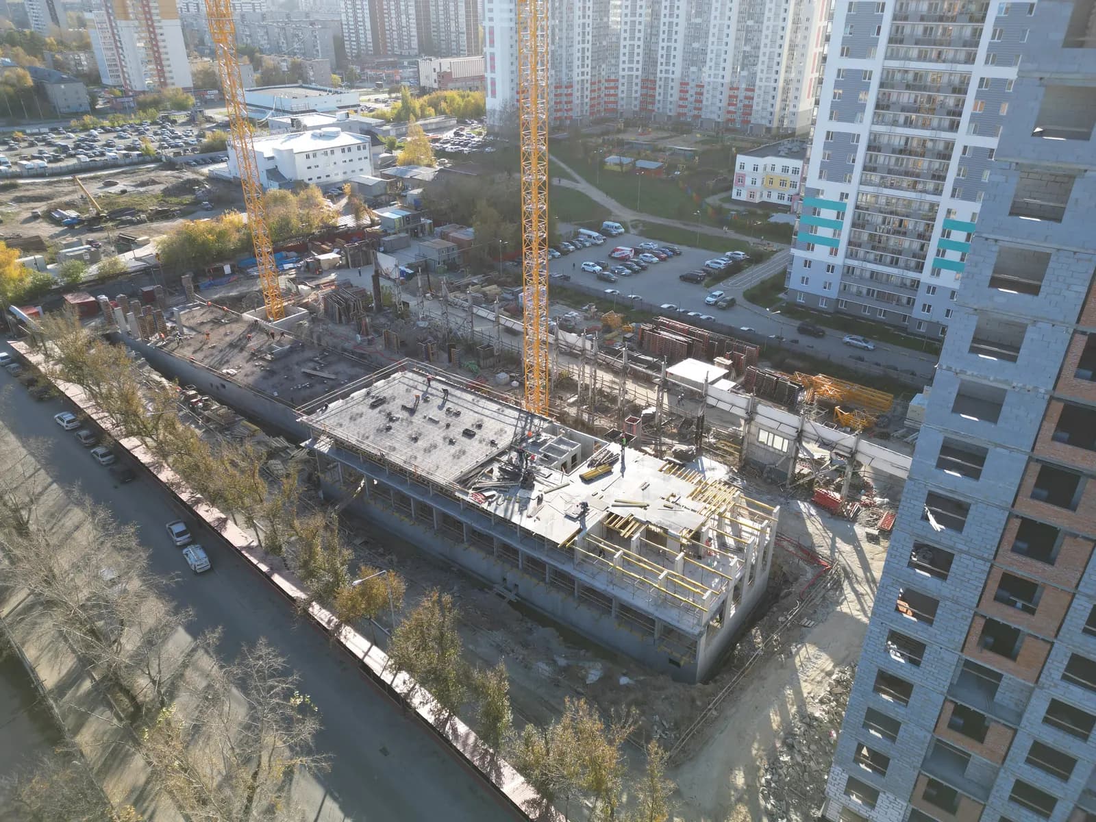 Комсомольский: ход строительства, октябрь 2026